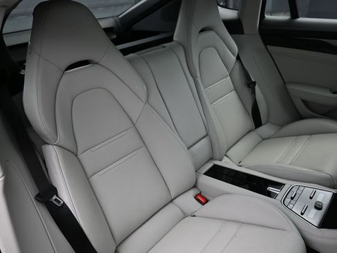 Certified 2023 Porsche Panamera Platinum Edition RWD image 27