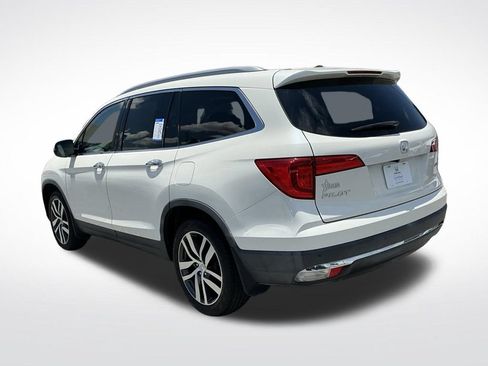 Used 2017 Honda Pilot Touring image 35