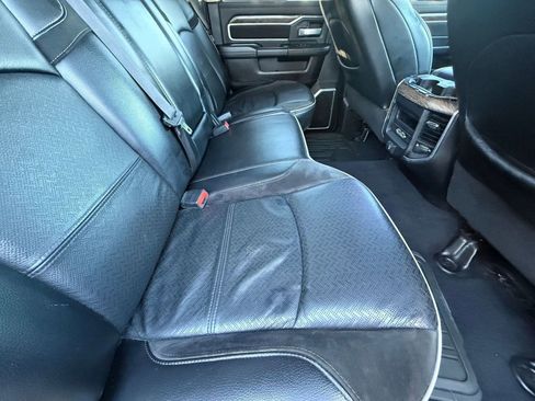Used 2019 RAM 3500 Laramie image 32