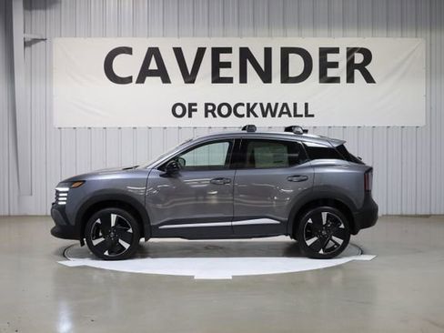 New 2026 Nissan Kicks SR w/ Interior Electronics Package image 4