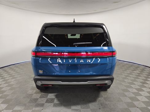 Used 2023 Rivian R1S Adventure AWD/4WD image 4