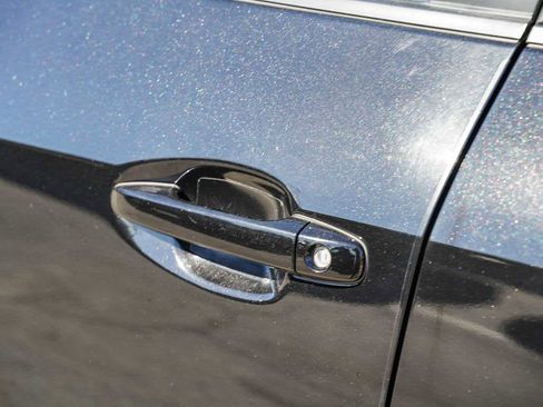 Used 2018 GMC Sierra 1500 Denali w/ Denali Ultimate Package image 18