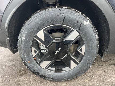 New 2026 Kia Sportage LX image 12