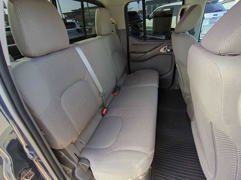 Used 2016 Nissan Frontier SV w/ SV Value Truck Package image 25