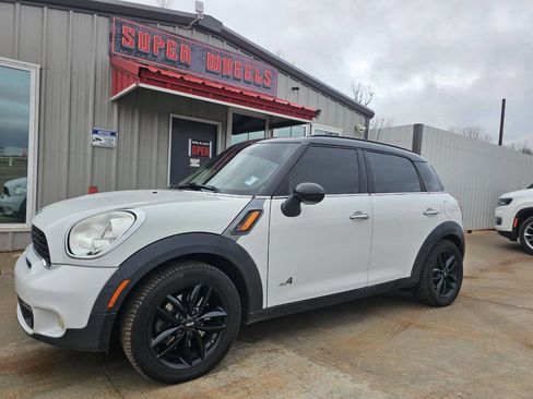 Used 2013 MINI Cooper Countryman S image 1