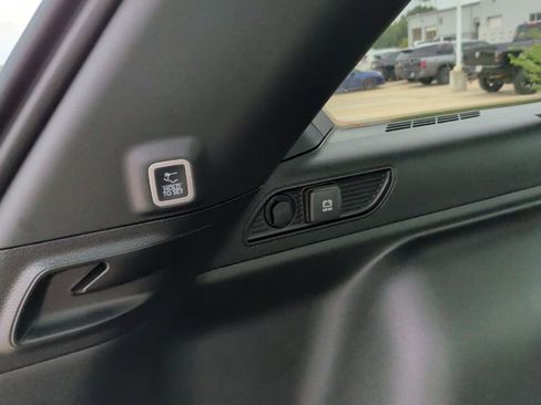 New 2025 Jeep Grand Cherokee Altitude image 44