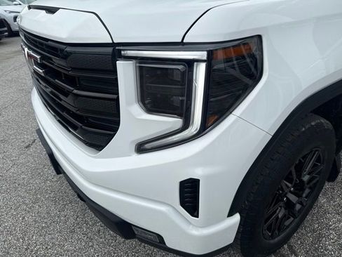 Used 2023 GMC Sierra 1500 Elevation w/ LPO, GMC Protection Package AWD/4WD image 13