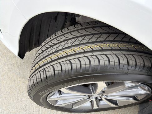 Certified 2024 Acura Integra image 12