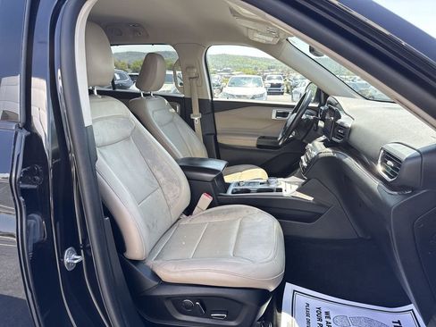 Used 2020 Ford Explorer Limited image 25
