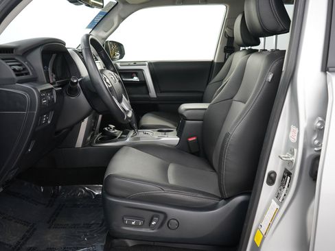 Used 2024 Toyota 4Runner SR5 Premium image 23