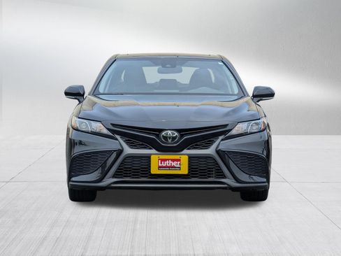 Used 2023 Toyota Camry SE w/ Cold Weather Package AWD/4WD image 2