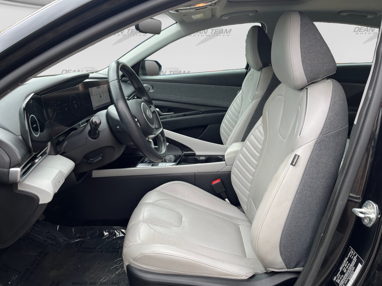 Used 2021 Hyundai Elantra Limited w/ Cargo Package FWD image 11