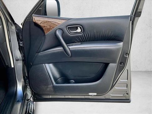 Used 2016 INFINITI QX80 Luxe w/ 22" Wheel Package image 19