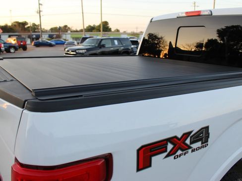 Used 2018 Ford F150 Lariat w/ Equipment Group 502A Luxury image 28