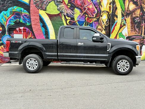 Used 2017 Ford F250 XL w/ STX Appearance Package image 2