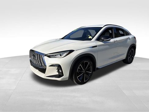 Used 2023 INFINITI QX55 Luxe w/ Cargo Package image 3