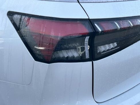 New 2026 INFINITI QX80 Pure image 13