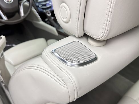 Used 2013 Cadillac XTS Platinum AWD/4WD image 26