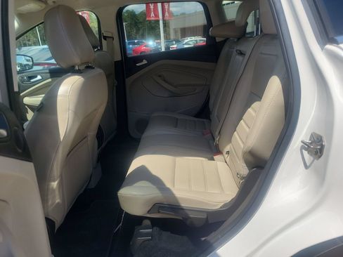 Used 2018 Ford Escape Titanium AWD/4WD image 32