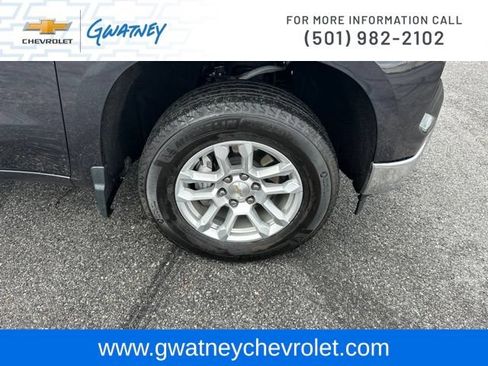 Used 2023 Chevrolet Silverado 1500 LT AWD/4WD image 12