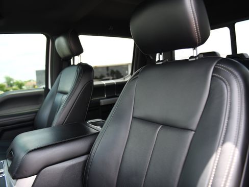 Used 2020 Ford F150 Lariat AWD/4WD image 17
