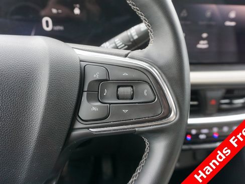 Used 2024 Buick Encore GX Avenir w/ Avenir Technology Package image 4