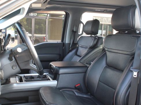 Used 2023 Ford F250 Lariat w/ Lariat Ultimate Package AWD/4WD image 15