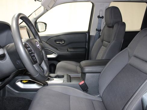 Used 2023 Nissan Frontier SV w/ SV Convenience Package AWD/4WD image 14