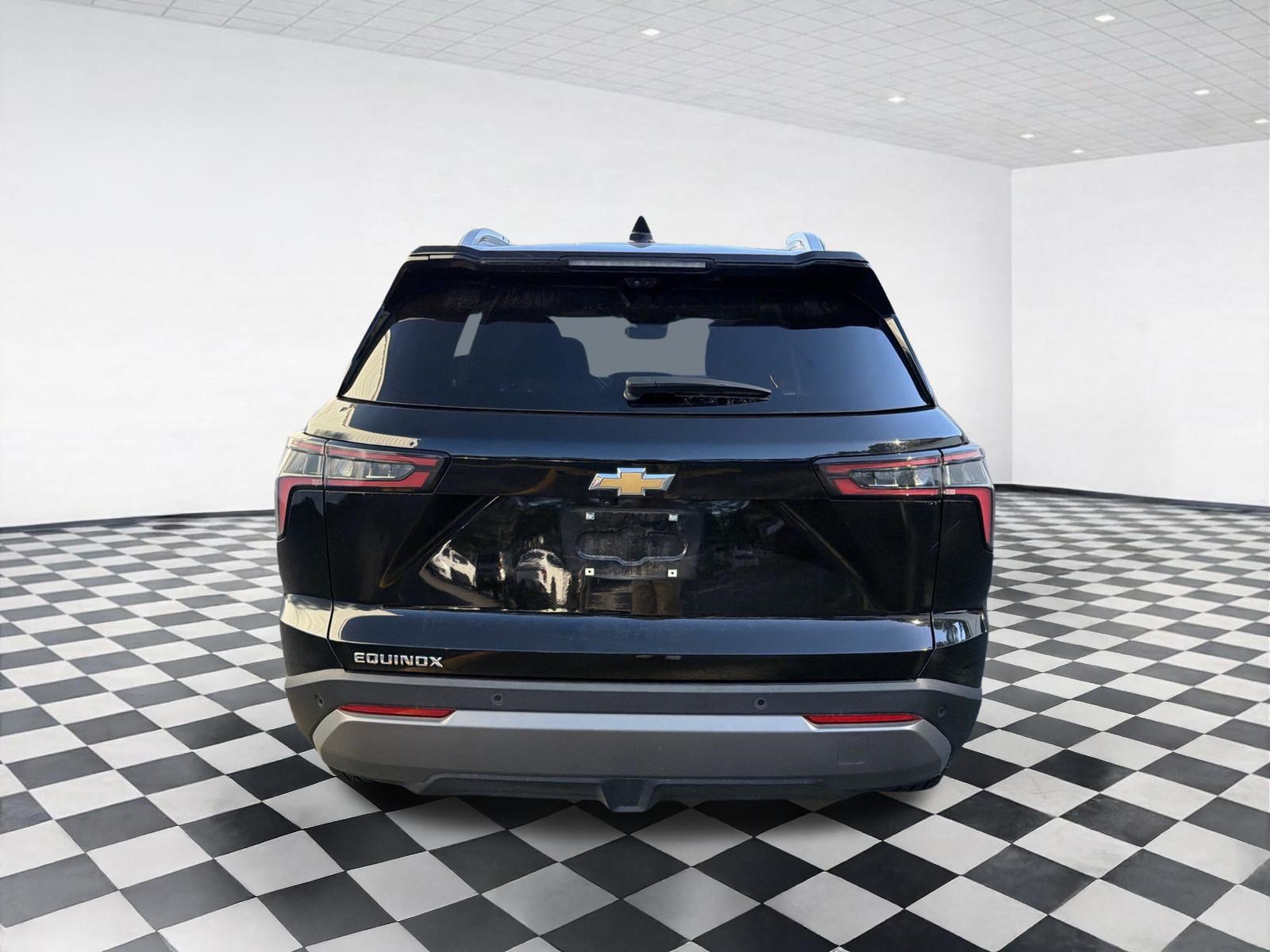 Used 2025 Chevrolet Equinox LT w/ Convenience Package II FWD image 5