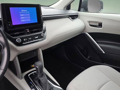 Used 2023 Toyota Corolla Cross LE image 20