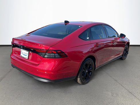 New 2025 Honda Accord SE image 5