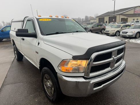 Used 2015 RAM 2500 Tradesman w/ Chrome Appearance Group AWD/4WD image 3