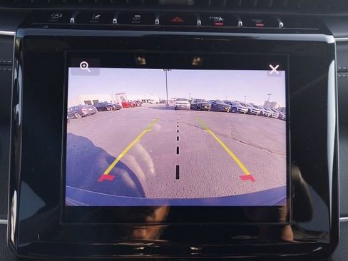 New 2025 Jeep Grand Cherokee Laredo image 11