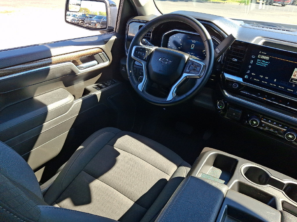 Used 2026 Chevrolet Silverado 1500 RST AWD/4WD image 15