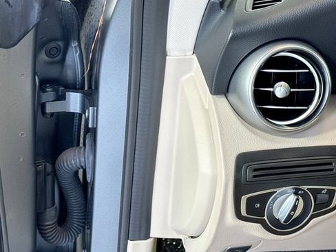 Certified 2022 Mercedes-Benz C 300 Coupe image 10