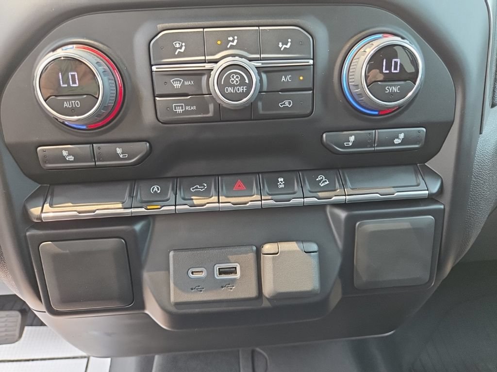 Certified 2021 Chevrolet Silverado 1500 LT AWD/4WD image 19