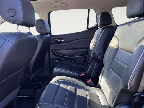 Used 2021 GMC Acadia Denali w/ Denali Ultimate Package image 13