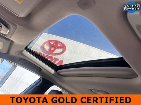 Certified 2024 Toyota Corolla Cross XLE image 10