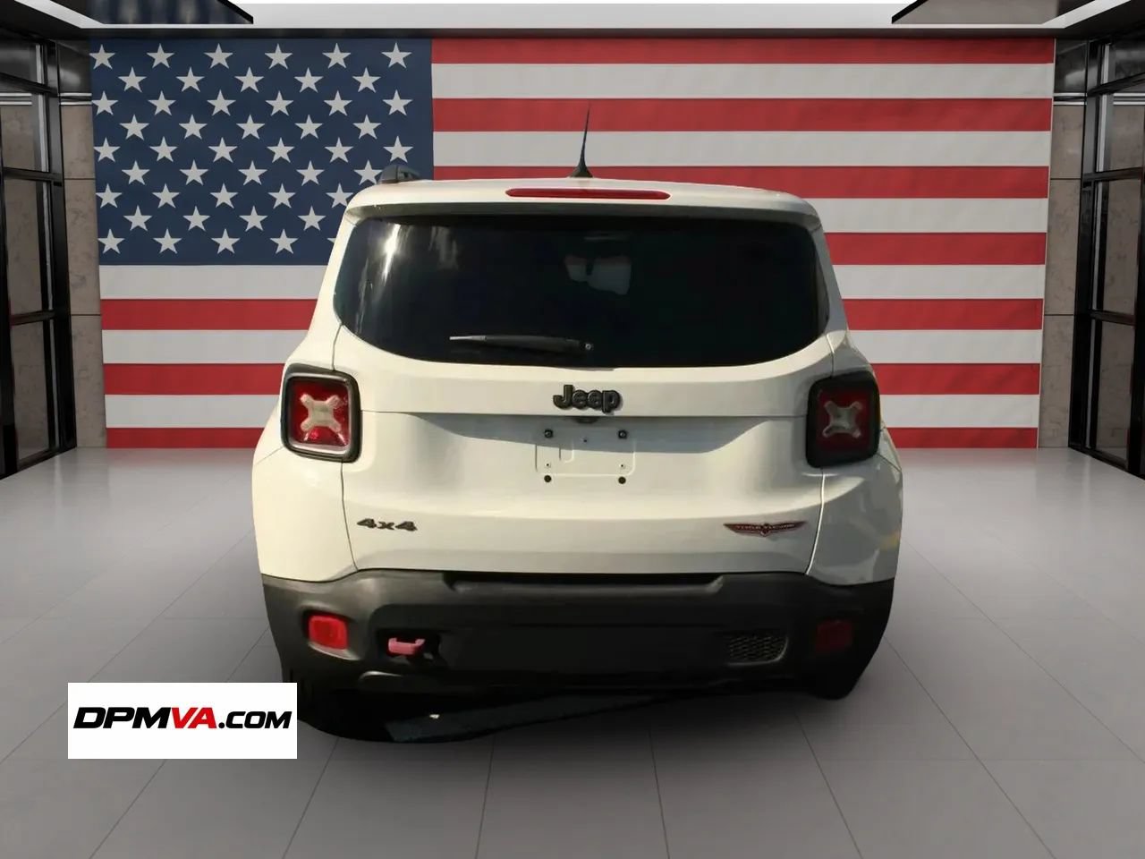 Used 2015 Jeep Renegade Trailhawk AWD/4WD image 6