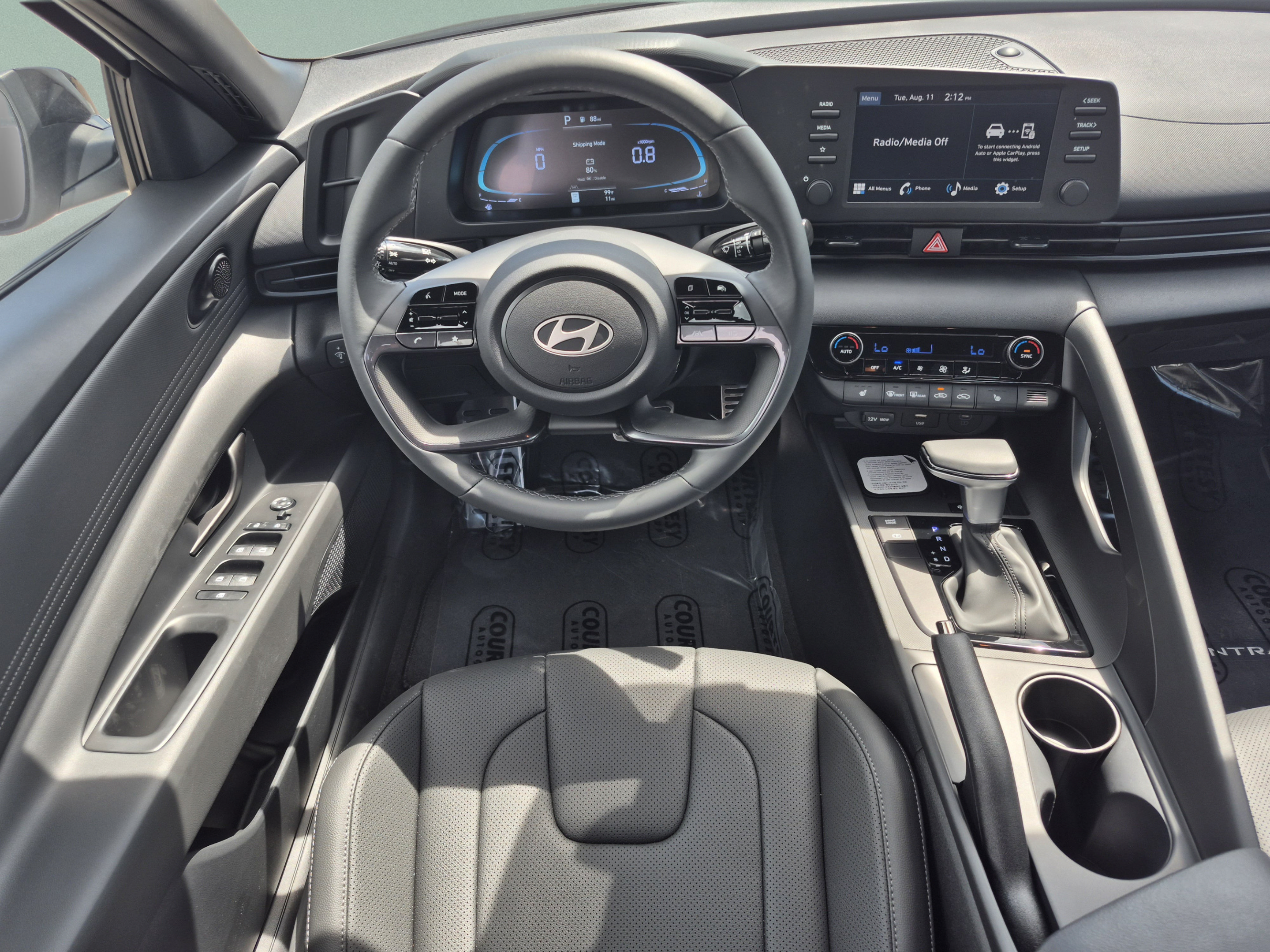 New 2026 Hyundai Elantra SEL Sport FWD image 11