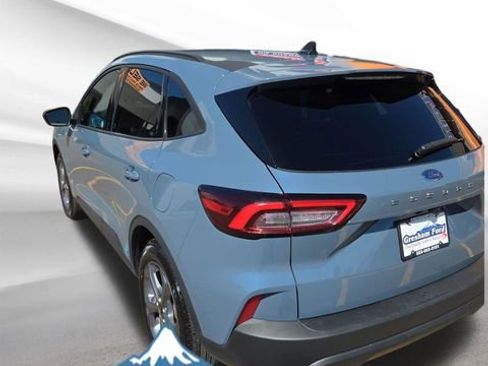Used 2025 Ford Escape ST-Line FWD image 8
