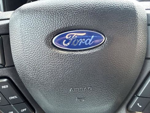 Used 2015 Ford F150 XLT w/ Equipment Group 302A Luxury AWD/4WD image 21