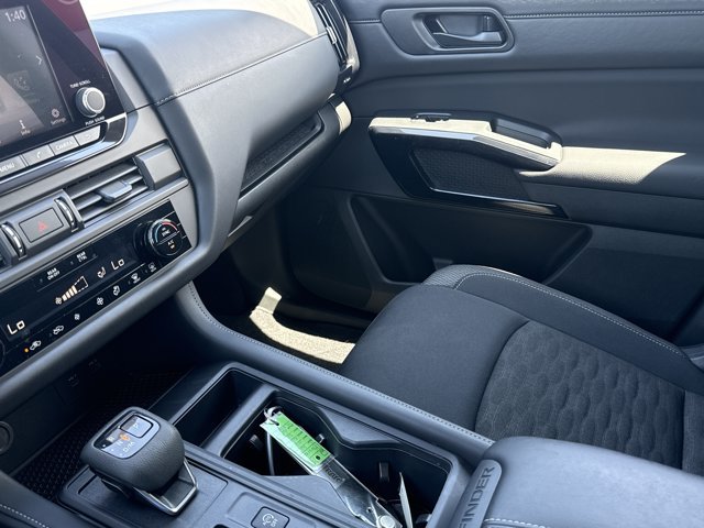 Certified 2025 Nissan Pathfinder S AWD/4WD image 19