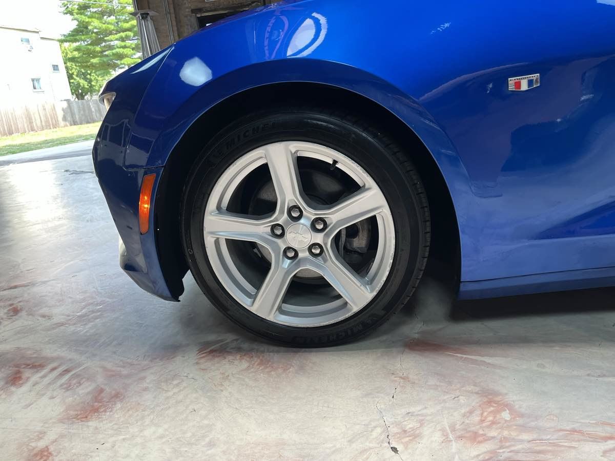 Used 2016 Chevrolet Camaro LT RWD image 25