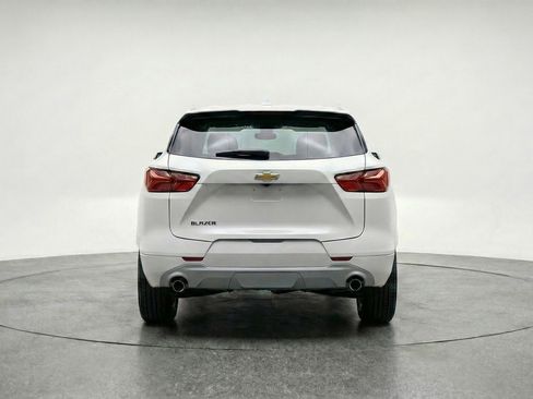 Used 2025 Chevrolet Blazer LT FWD image 7
