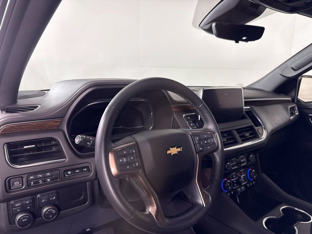 Used 2023 Chevrolet Tahoe High Country AWD/4WD image 18