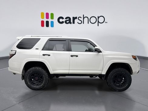 Used 2018 Toyota 4Runner SR5 Premium image 6