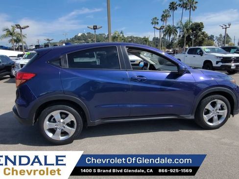 Used 2016 Honda HR-V EX image 9