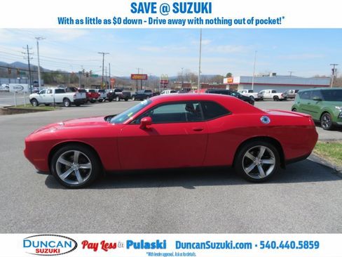 Used 2015 Dodge Challenger SXT w/ Super Sport Group (SS/T) image 7