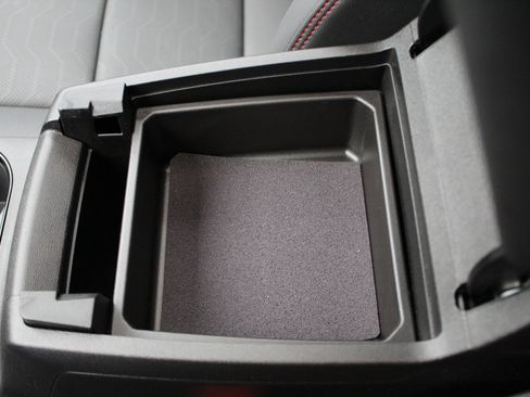 Used 2023 Chevrolet Colorado Z71 image 38